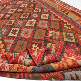 Chobi Kilim